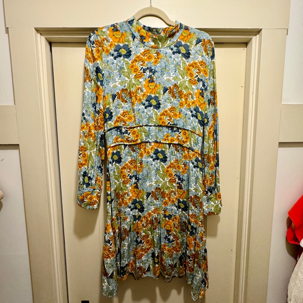 Amour Vert Olympia Ecovero floral dress (xs) *like new*